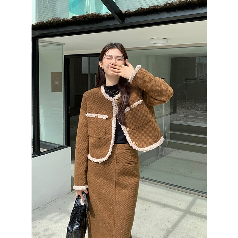 2024 Autumn Winter New Thick Quilted Wool Tweed Style Jacket and Skirt Two Piece Set for Women