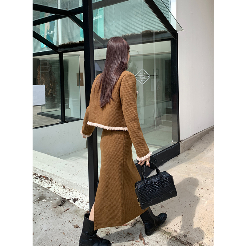 2024 Autumn Winter New Thick Quilted Wool Tweed Style Jacket and Skirt Two Piece Set for Women - Image 3