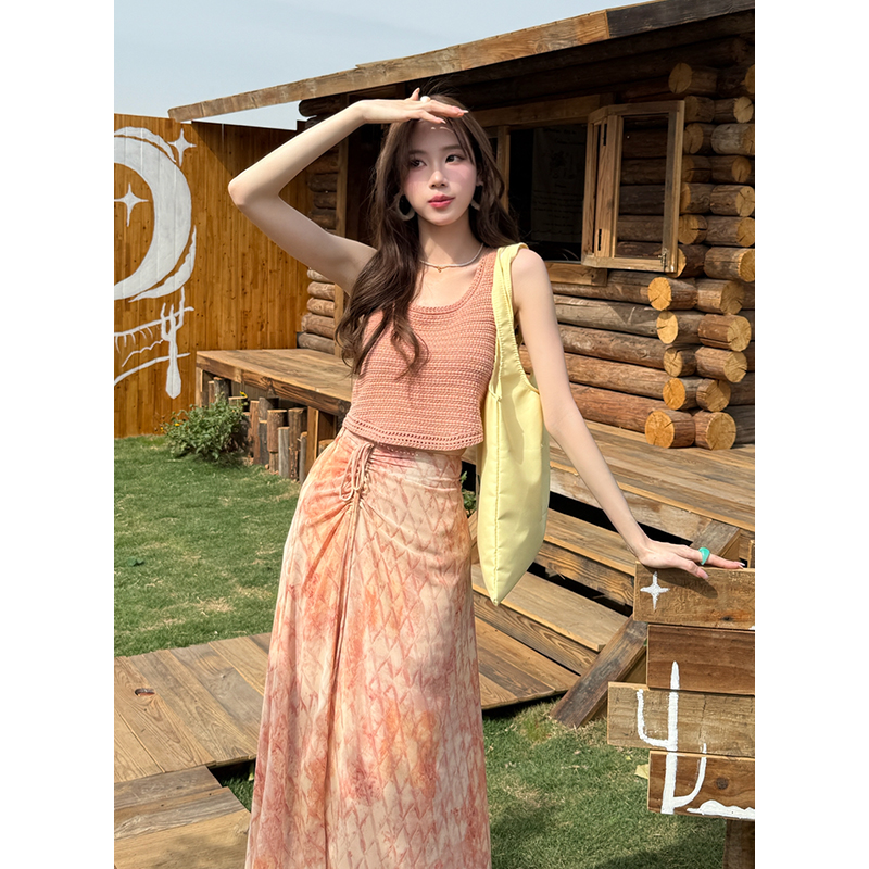 Summer Solid Knit Top and Chiffon Floral Skirt Two-Piece Set for Women - Image 5