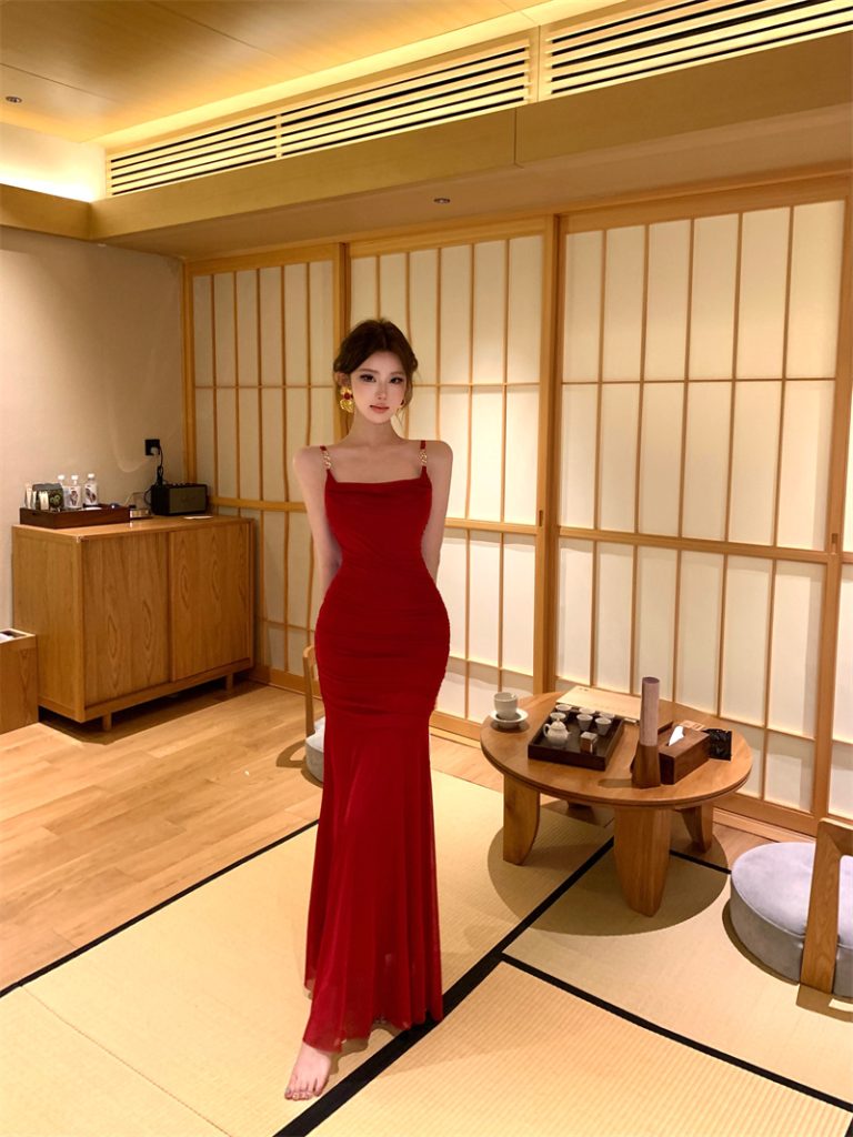 2026 Summer French Style Strapless Cami Dress Sexy Slim Waist Long Flared Dress