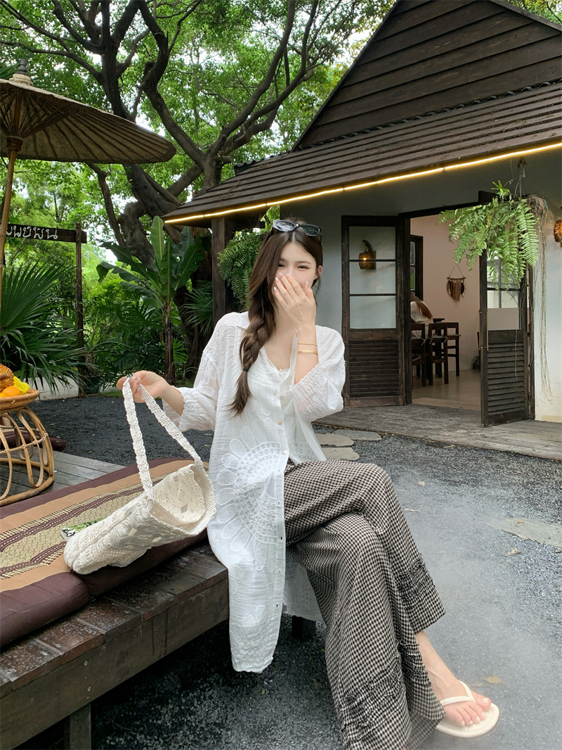 Women's 2026 Summer Sun Protection Long Sleeve Shirt White Embroidered Loose Fit - Image 2