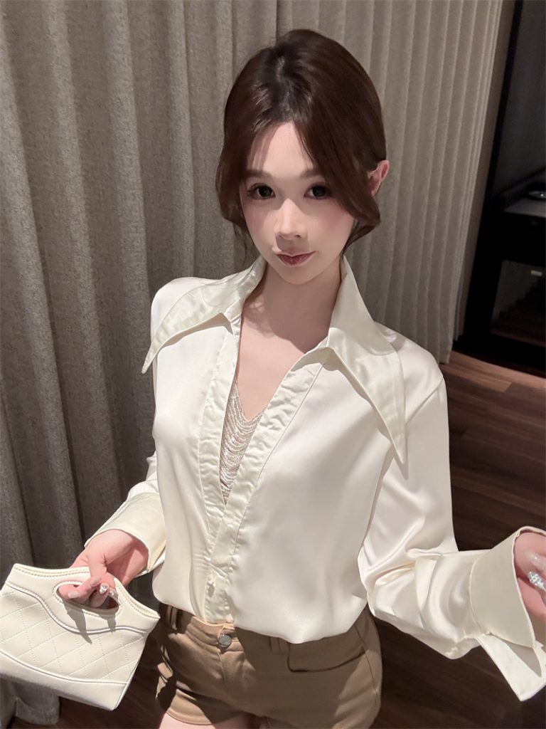 Chain Detail Fake Two-Piece V-Neck Shirt Top for Women