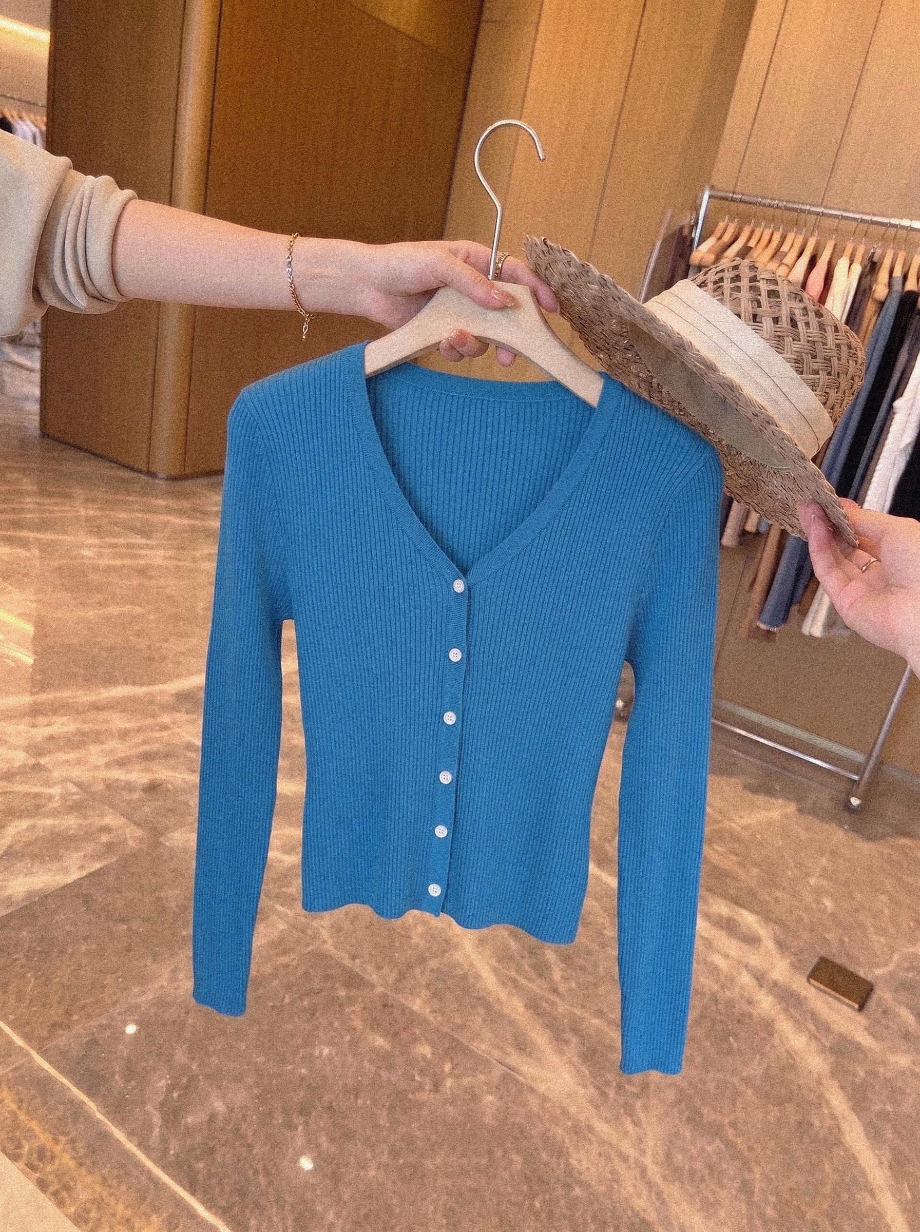 Women's Royal Blue Knit Cardigan Sweater Soft Viscose Open Front - Image 4