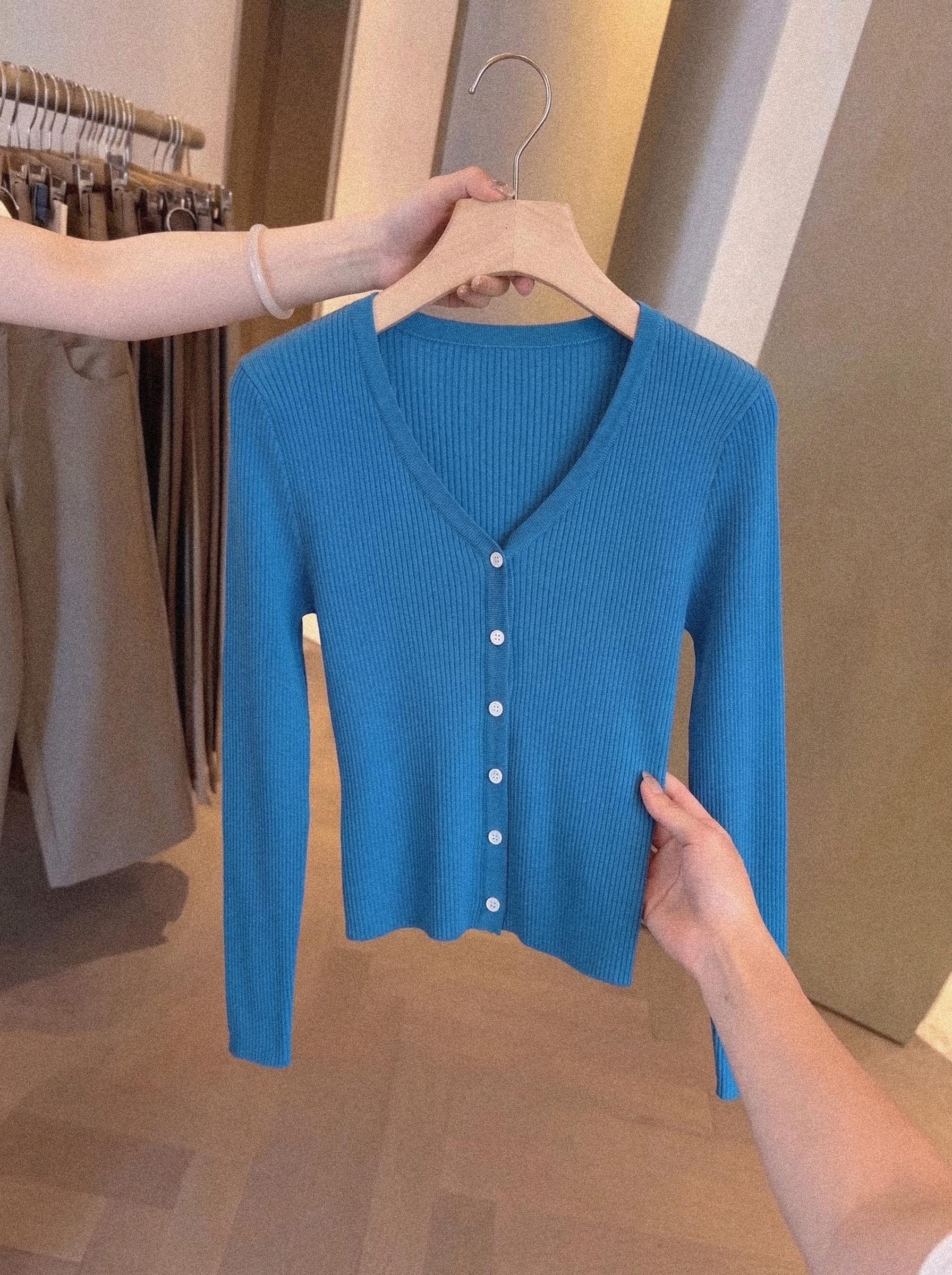 Women's Royal Blue Knit Cardigan Sweater Soft Viscose Open Front - Image 3