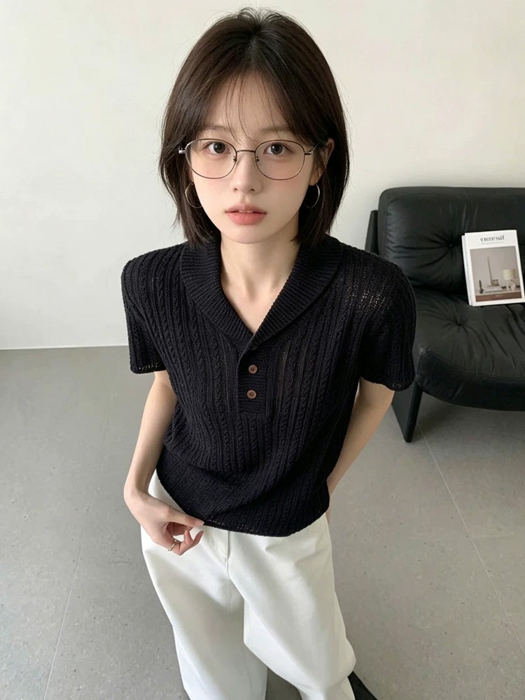 Women's Summer Knit Polo Shirt with V-Neck and Short Sleeves - Image 3