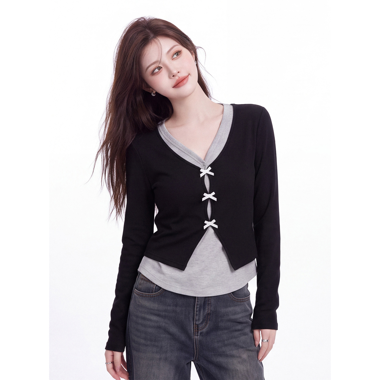 Women's Faux Two-Piece Long Sleeve T-Shirt 2026 Autumn V-Neck Color Block Slim Fit Short Top - Image 4